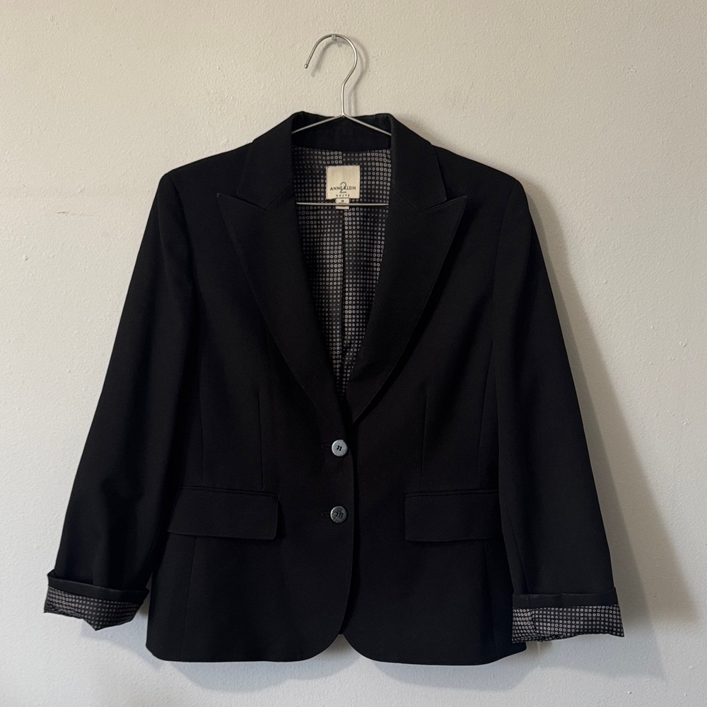 Anne Klein black blazer